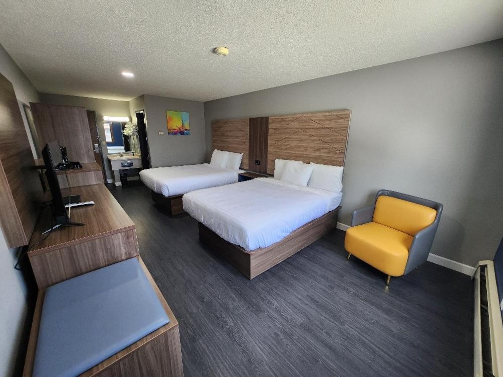 Super 8 By Wyndham Hayward Wi Motel Ngoại thất bức ảnh