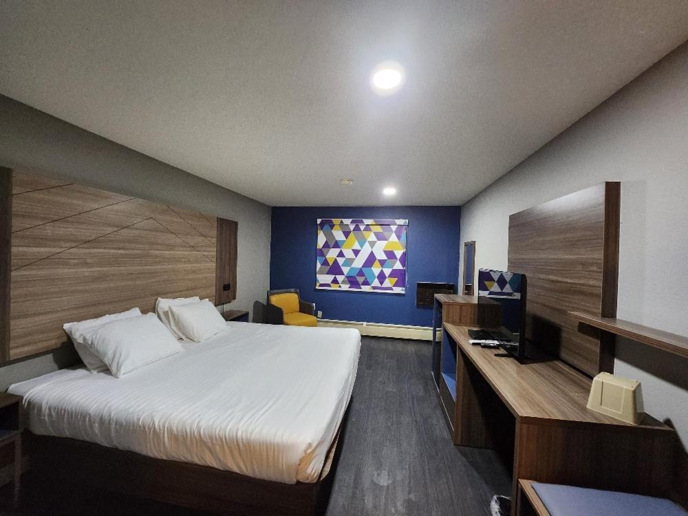 Super 8 By Wyndham Hayward Wi Motel Ngoại thất bức ảnh