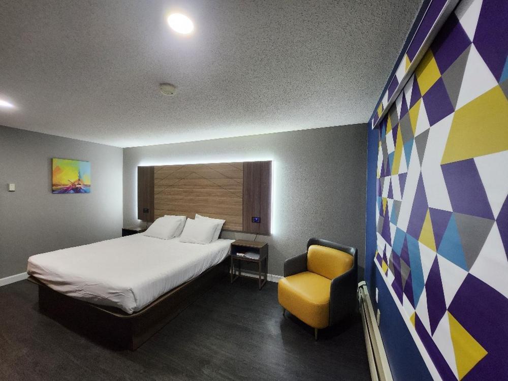 Super 8 By Wyndham Hayward Wi Motel Ngoại thất bức ảnh