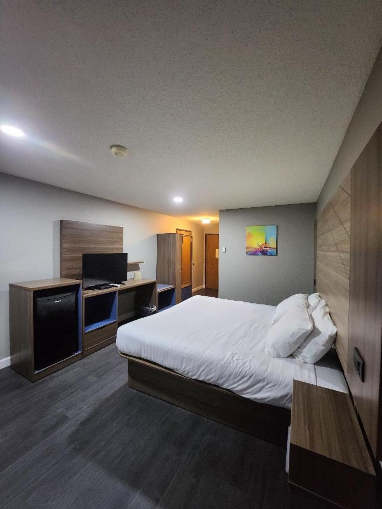 Super 8 By Wyndham Hayward Wi Motel Ngoại thất bức ảnh