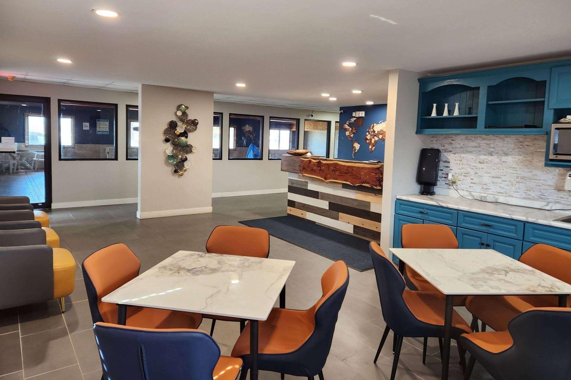 Super 8 By Wyndham Hayward Wi Motel Ngoại thất bức ảnh