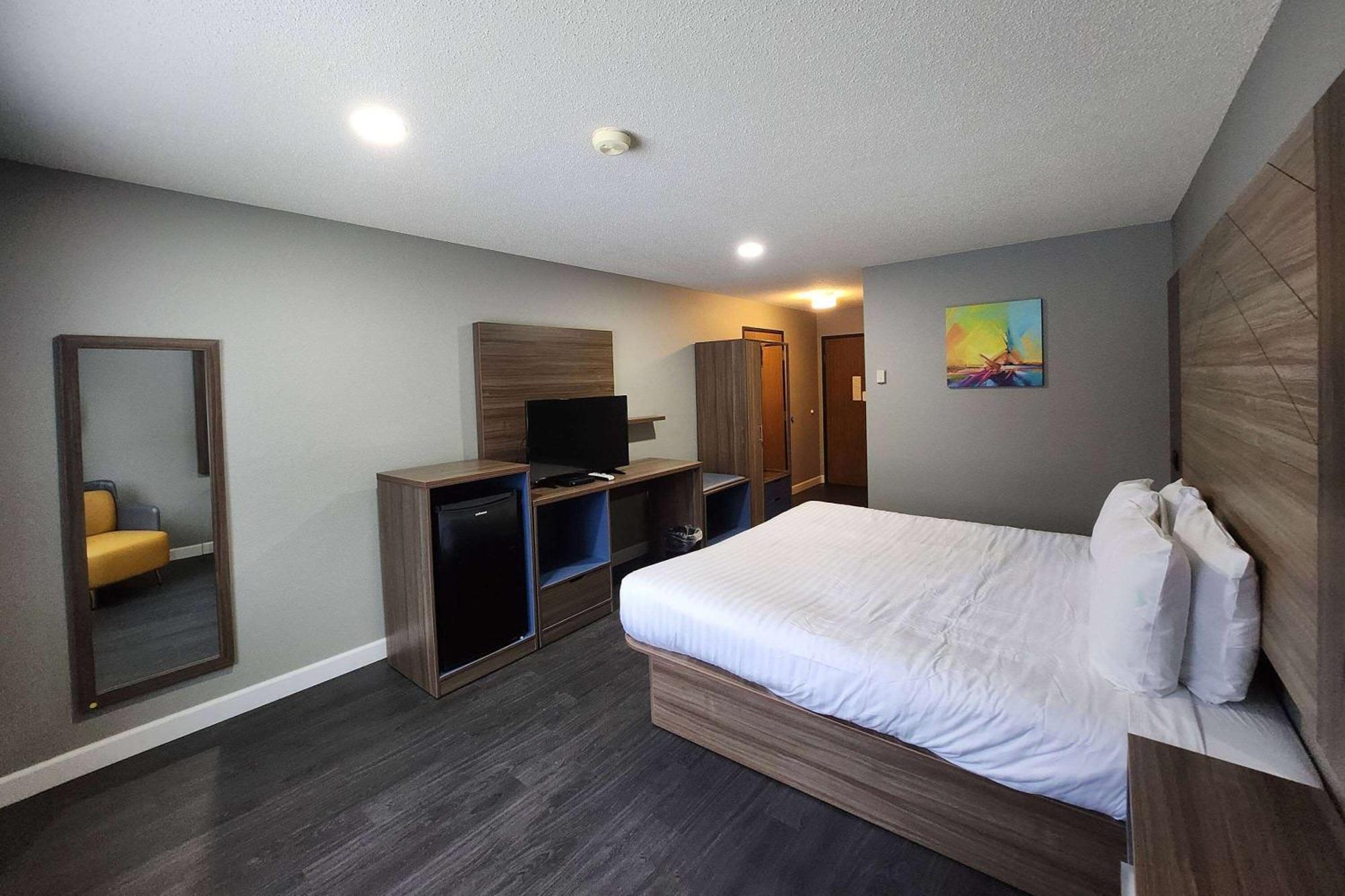 Super 8 By Wyndham Hayward Wi Motel Ngoại thất bức ảnh